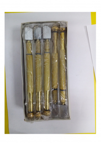 C�������� �������� ��L CURTERS
